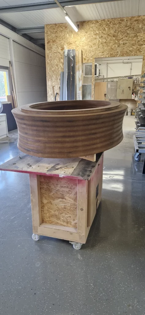 Porte-salle-de-bain-amenagement-salon-table-basse-No_Limit-Creations_Bois-12 Table basse - No Limit Création bois