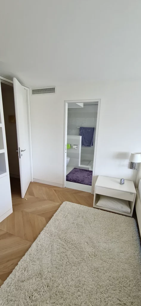 Porte-salle-de-bain-amenagement-salon-table-basse-No_Limit-Creations_Bois-14